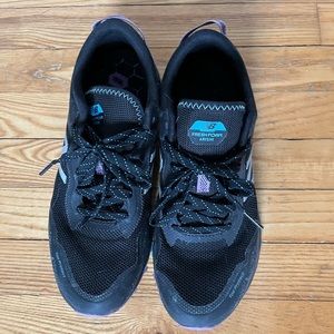 Women’s new balance sneakers. EUC, only worn a few times, just too small for me.